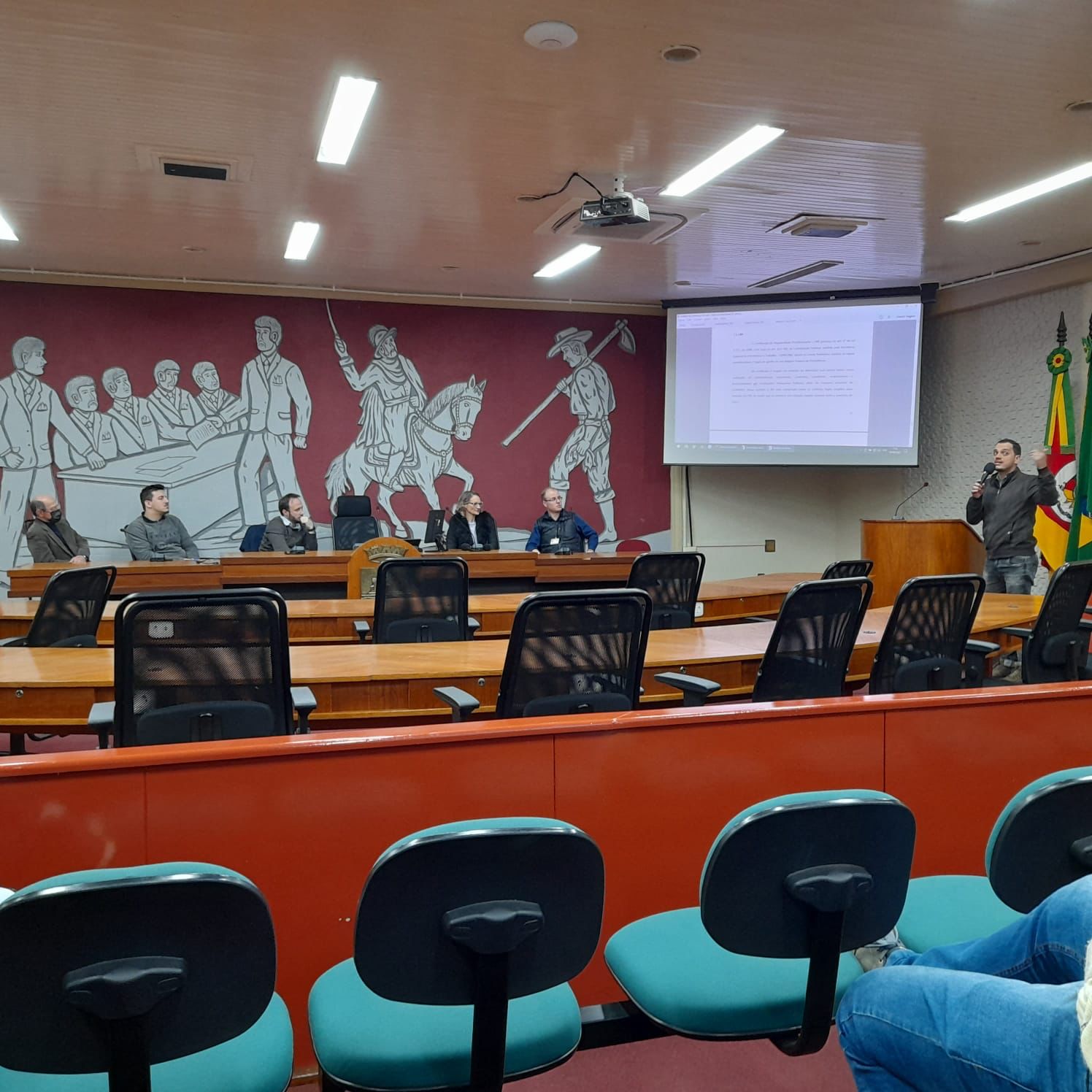  Realizada Audincia Pblica do IEP